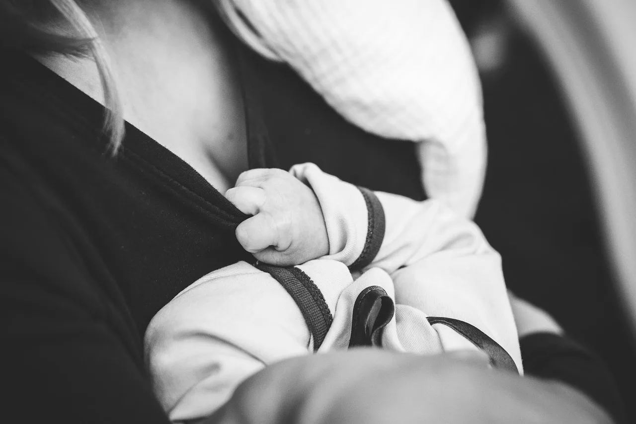 Имунитетът на бебето: Как да го подсилим с правилно хранене